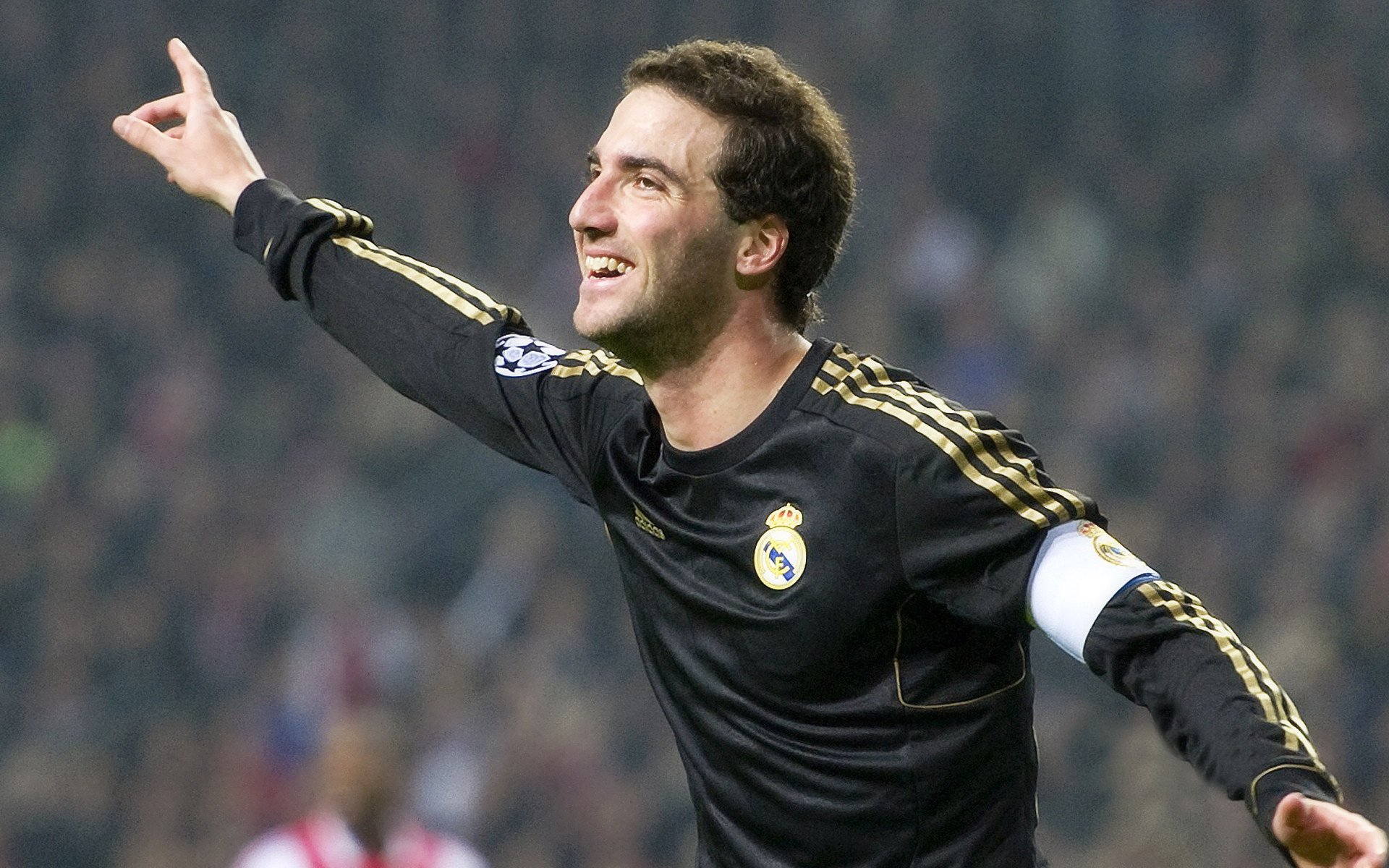 开云体育中国官网-伊布神兵天降！补时绝杀里昂，马里上演逆转奇迹